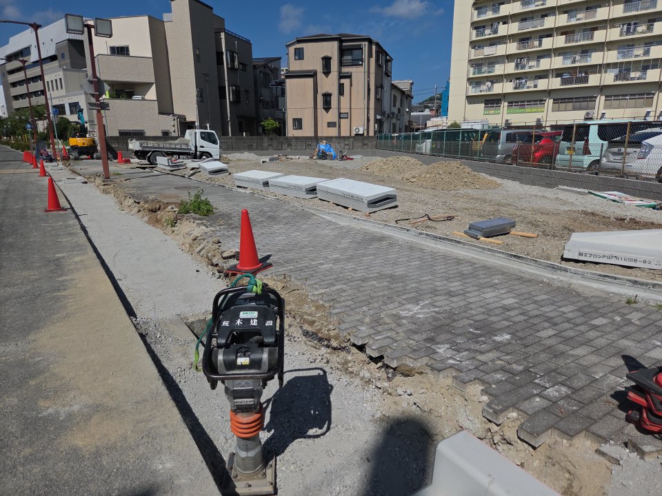 SCENA川西美園の側道工事 - 画像1