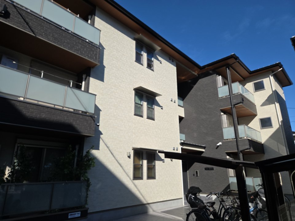 シエーナ川西中央１、２外観 - 画像3